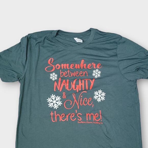 Southern Trading Co "Somewhere between naughty and nice there's me" T-shirt L - Picture 2 of 4